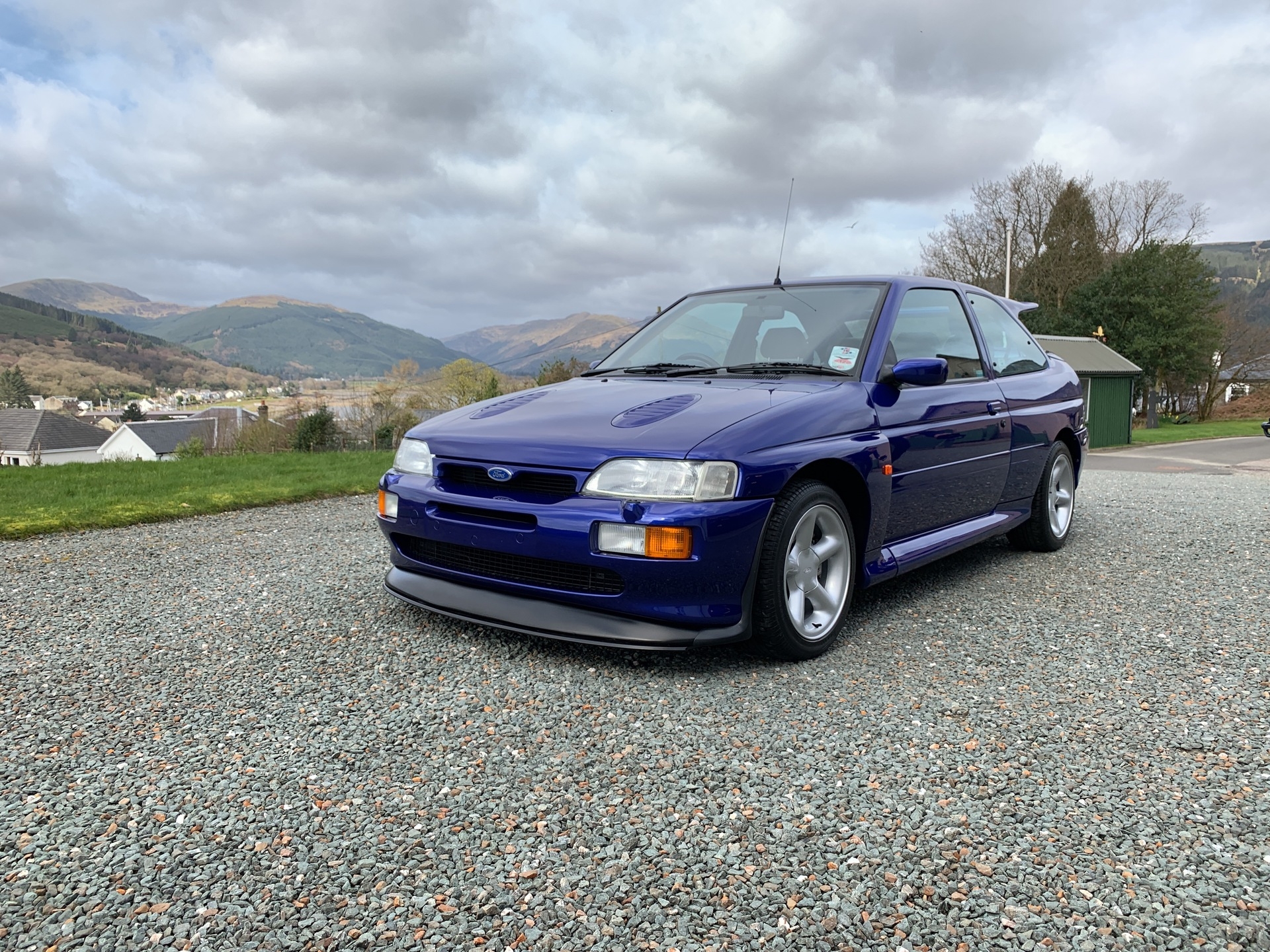 Ford Escort Crossword RS Imperial Blue Jack Detail